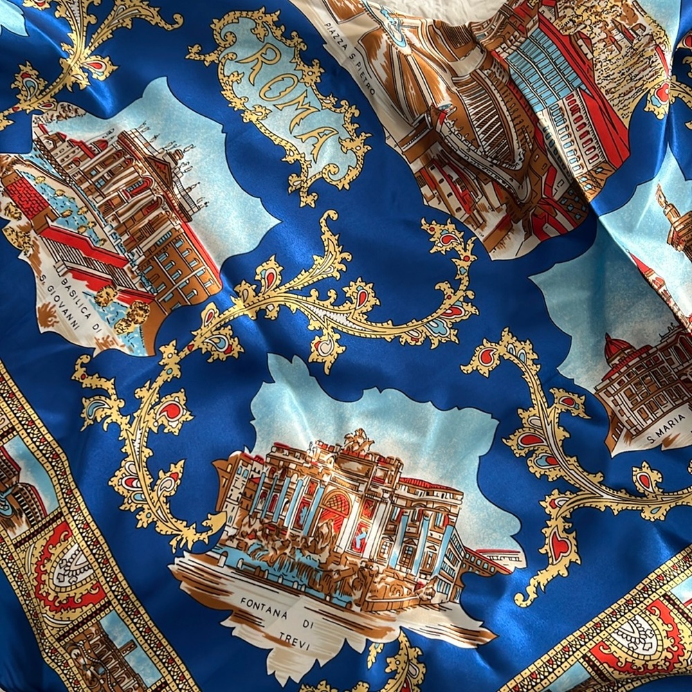 Roma Vintage looking silk scarf